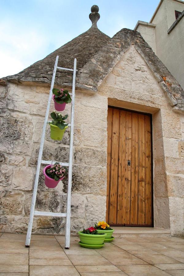 Trullo Suite Cisternino Exterior photo